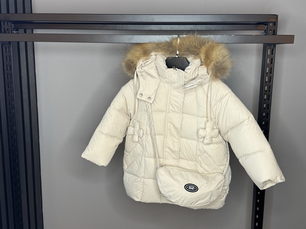 Детская зимняя куртка для девочки с сумкой на 4 года молочная Николаев - изображение 1