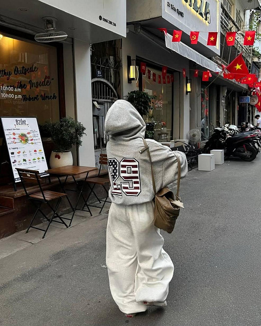 Жіноча тепла повсякденна худі з принтом трьохнитка на флісі Одеса - фото 9