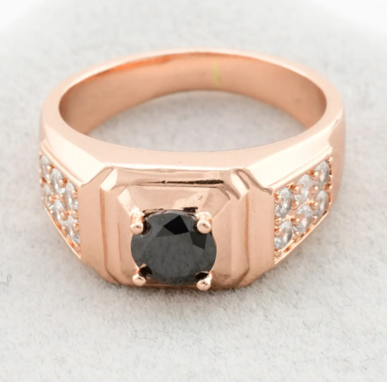 Печатка Xuping 11270 черные фианиты, позолота РО, ширина 10 мм, размер 19, вес 7,0 г, мужская Киев