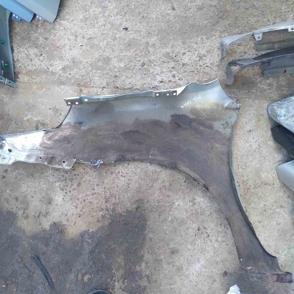 Переднее правое крыло на Geely MK 2006–2015 годов. Киев - изображение 2