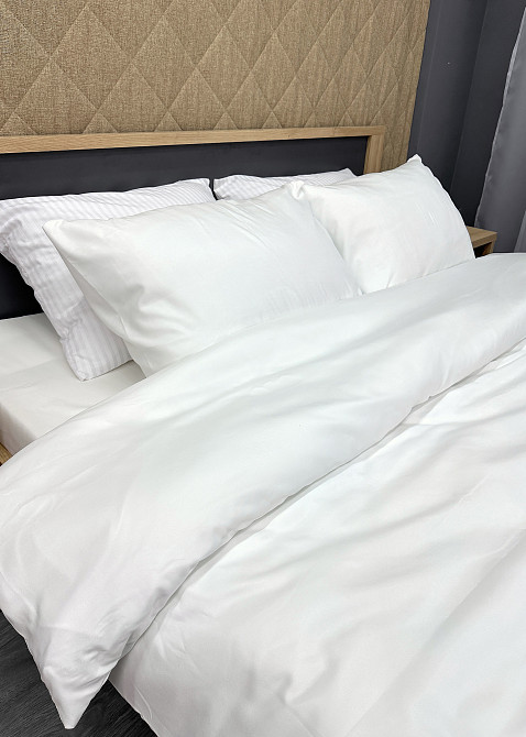 Комплект постельного белья, Decorator SOFTY UNO Bianco Полуторный 145х215 Белый (88-075) Киев - изображение 2