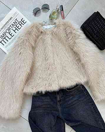 Женская укороченная оверсайз шуба без воротника искусственный мех Бежевий Одесса