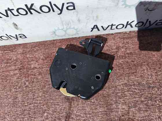 Замок сидіння VW T5 2003-2015 (7H0883389) Ковель