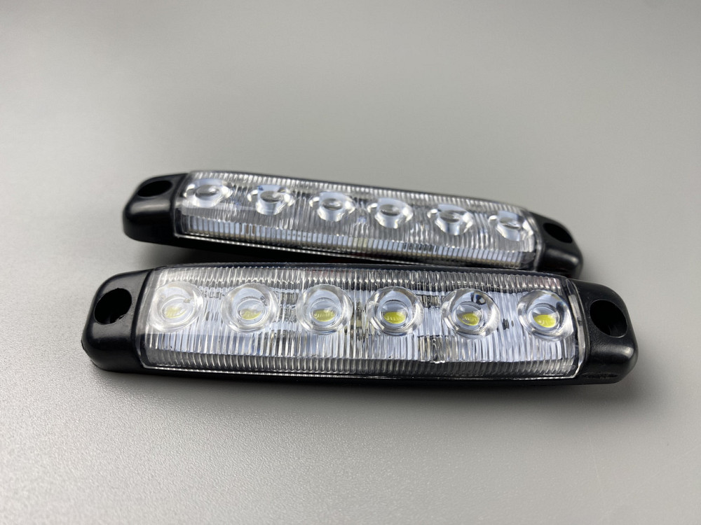 Ліхтар LED габаритний світлодіодний 24V IP67 6 led діодів SMD білий , оптична лінза + кріплення для авто Мукачево - фото 1