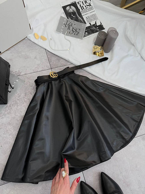 Женская базовая юбка солнце из эко-кожи Одесса - изображение 5