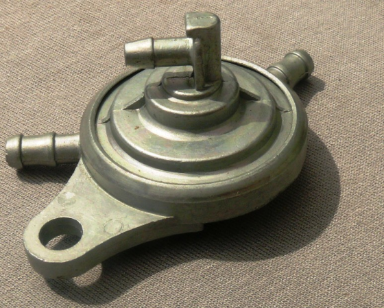 Вакуумный кран на скутер 4t 150 Мукачево