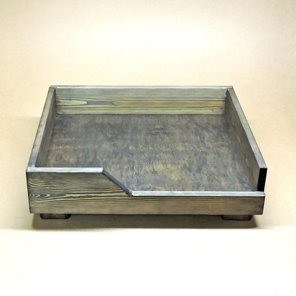 Лежак деревянный для собаки 