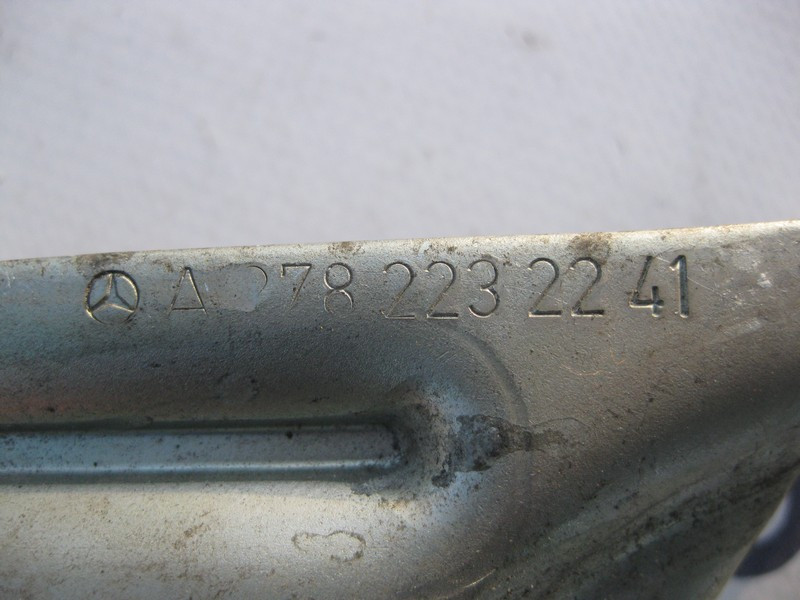 Mercedes-Benz  A2782232241 Кронштейн - провушина задня права двигунів M278 V8 4.6л M157 5.5л ML GLE W166 Одеса - фото 3