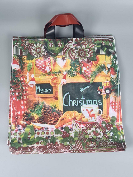 Пакет с петлевой ручкой  ср л 