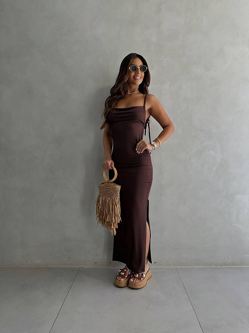 Жіноче романтичне елегантне плаття з відкритою спиною турецьке віскоза Шоколад, 42/44 Одеса - фото 6