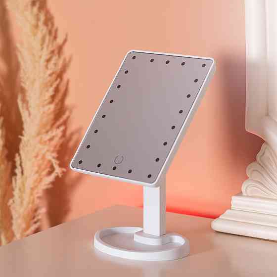Yiwu Настільне дзеркало з підсвічуванням 22 LED для макіяжу 21х16 см прямокутне на ніжці USB Бі Коломыя