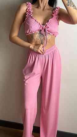 Жіноча піжама двійка: топ і штани з романтичними рюшами рубчик Одеса