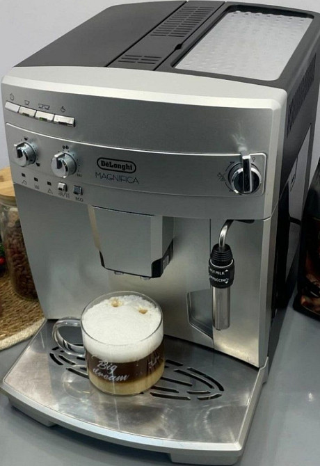Кавомашина Delonghi Magnifica. Київ - фото 3