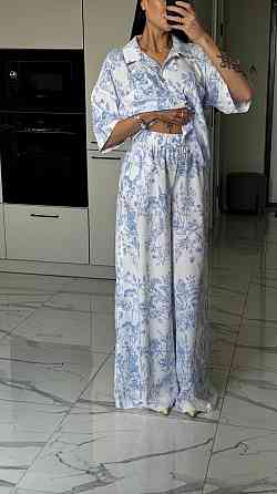 Жіночий легкий принтований костюм-трійка: хустка, сорочка та штани софт Блакитний Одеса