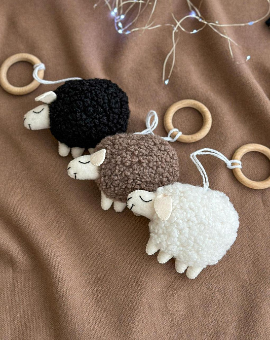 Игрушка-подвеска WooolyWool 