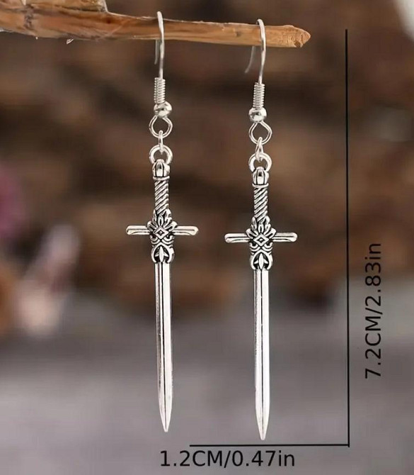 Элегантные серьги в форме мечей 7.2 см Серьги-кресты из цинкового сплава, готический стиль. Киев - изображение 2