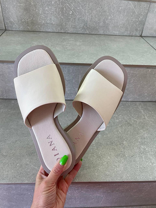 DIANA Модні шльопанці жіночі, натуральна шкіра, бежеві на низькому ходу DIANA D-7/124 р. 38-40 Коломия - фото 5