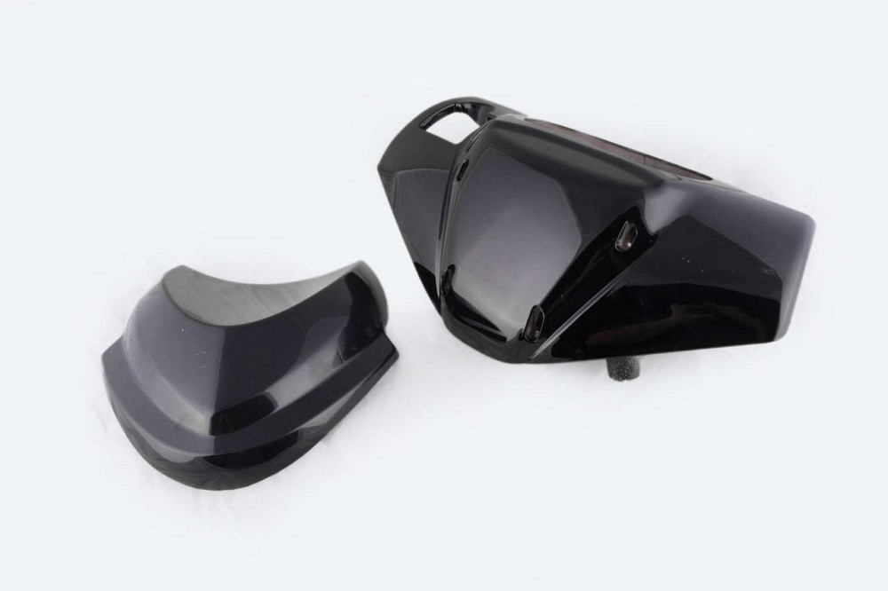 Пластик Рейс 2/4 передній (голова) (чорний) Мукачево - фото 1