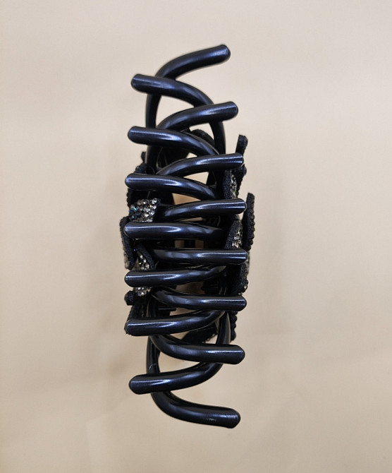 Шпилька-крабик для волосся "Квітки" Чорний Сміла - фото 4