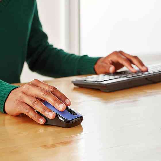 Миша Amazon Basics Wireless Computer Mouse Синій 2.4GHz USB nano-приймач оптична компактна для ноутбука та ПК Київ