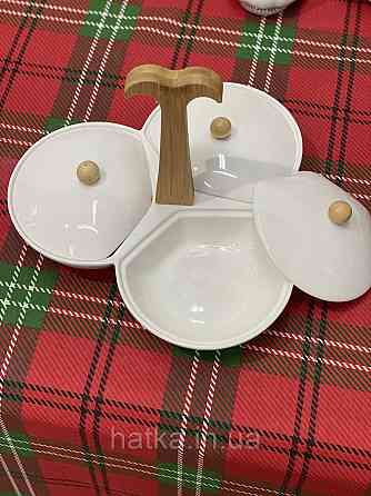 МЕНАЖНИЦЯ З КРИШКАМИ НА БАМБУКІВОЇ ПІДСТАВКИ 24Х24Х19СМ Київ