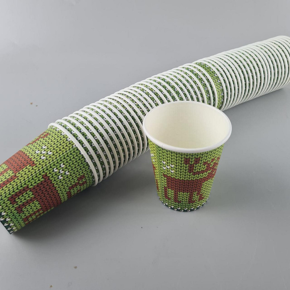 Бумажные стаканы цветные 175мл НГ "ОЛЕНЬ НА ЗЕЛЕНОМ"  Маэстро (50 шт) Харьков - изображение 1