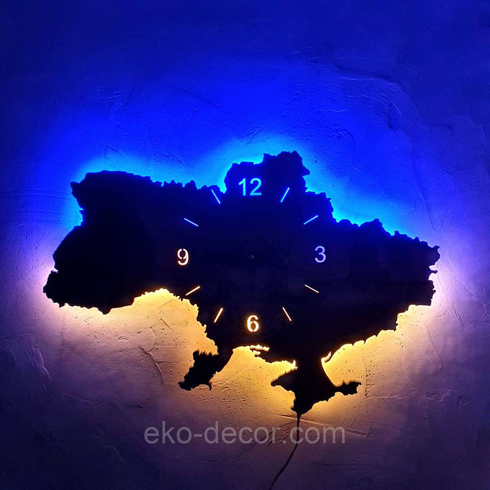 Деревянные настенные часы с подсветкой 