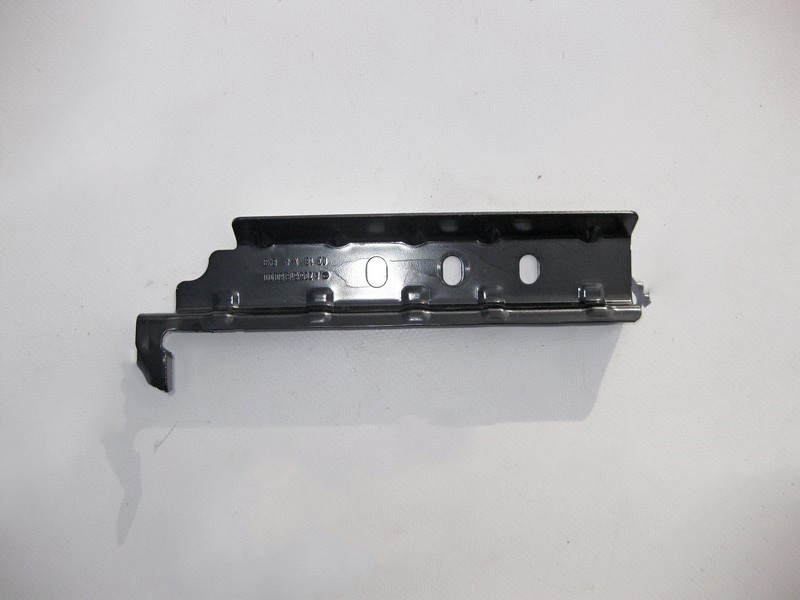 Mercedes-Benz  A2056186000 Притискна планка АКБ у багажнику C-Class W205 E-Class Coupe C238 Одесса - изображение 1