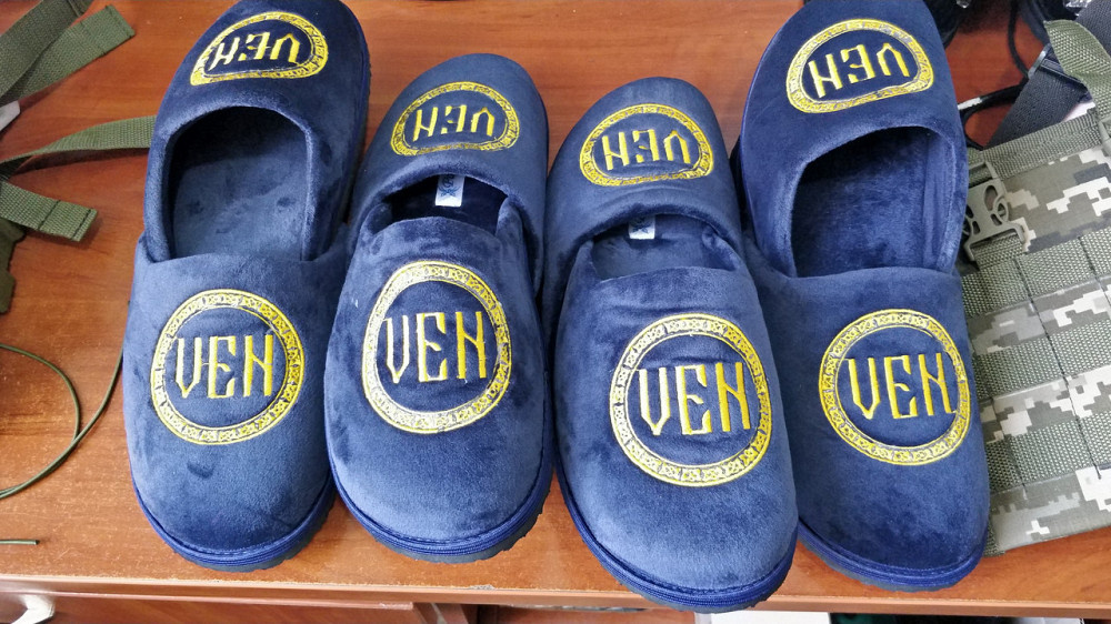 Тапочки с вышивкой женские мужские тапки на заказ от производителя Одесса - изображение 2