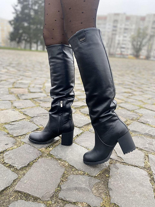 Valiente Високі чоботи жіночі демісезонні весна-осінь на стійкому каблуці чорні з натуральної ш Коломыя - изображение 4