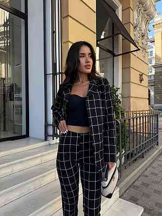 Жіночий стильний діловий костюм з костюмки Одеса