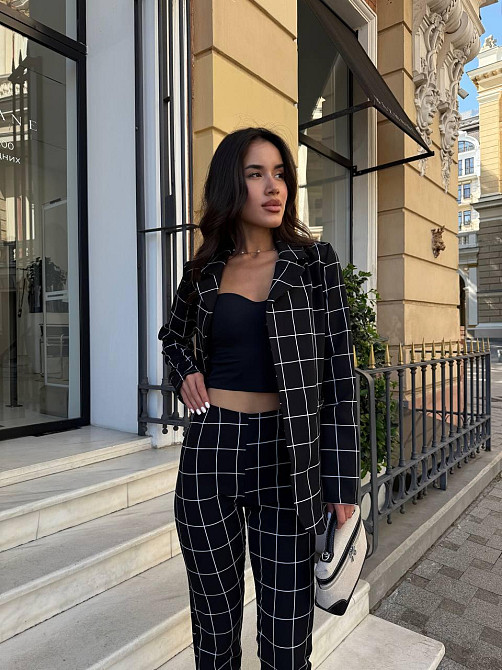 Женский стильный деловой костюм из костюмки Одесса - изображение 5