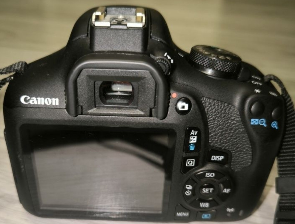 Фотоаппарат Canon EOS 2000D BK 18-55mm. DC III Киев - изображение 7