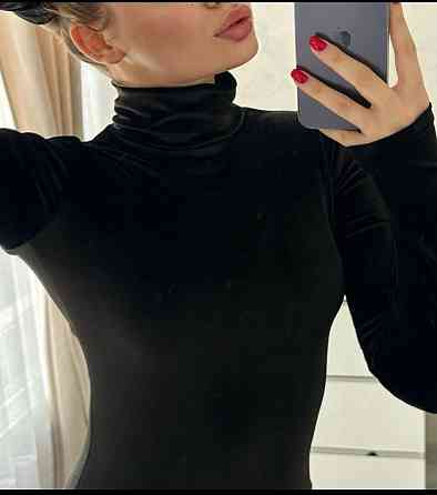 Женское романтичное праздничное платье макси из мягкой ткани бархат Одесса