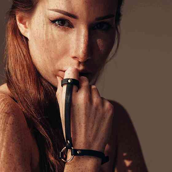 Браслети на зап'ястя та палець MAZE Bijoux Indiscrets чорні, OS Sex Aura Київ