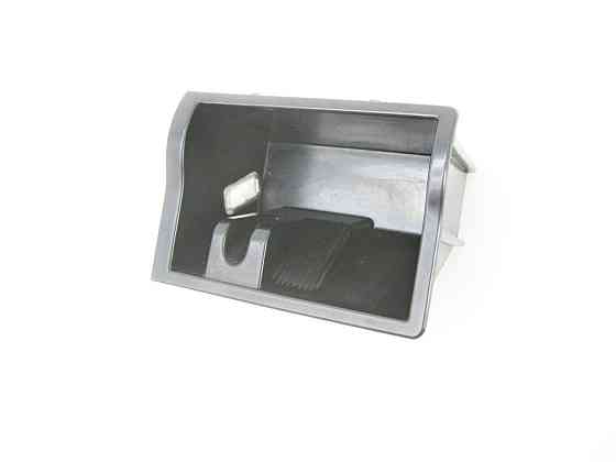 Mercedes-Benz  A1768130002 Вставка попільнички у передній частині підлокітника CLA Shooting Brake X117 CLA C117 GLA X156 A-class W176 Одесса