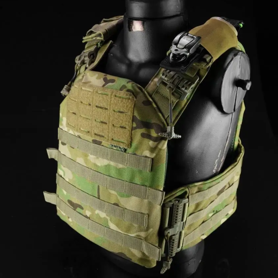 Тактическая плитоноска жилет с быстрым сбросом Cordura 1000D (без плит) Мультикам Винница