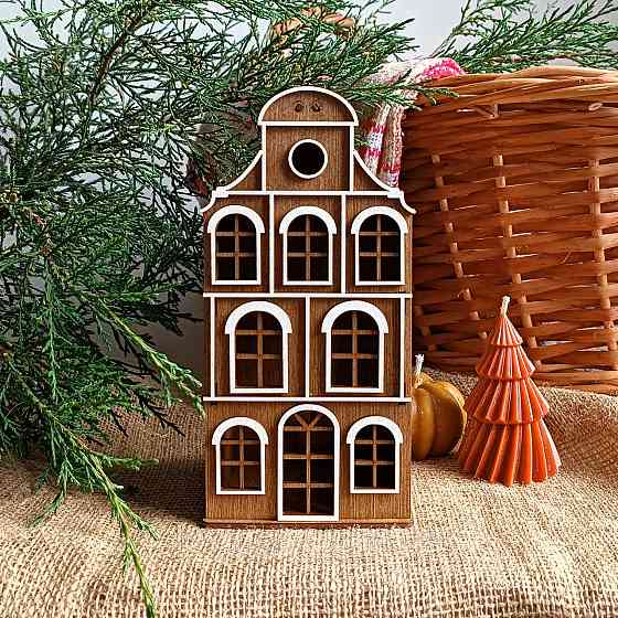 Дерев’яний будиночок-нічник 3 в 1- Скарбничка та декор ручної роботи Ірпінь