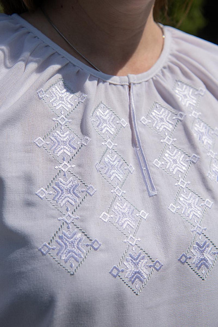 Вишиванка жіноча з довгим рукавом лляна, біла топ Київ - фото 3
