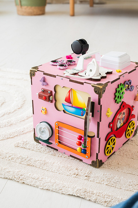 Маленький Бізікуб рожевий 23*23*23 Розвивальний куб для дівчинки Бізіборд Тернопіль - фото 6