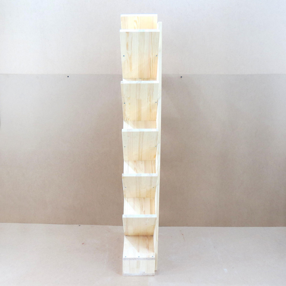 Книжный стеллаж 