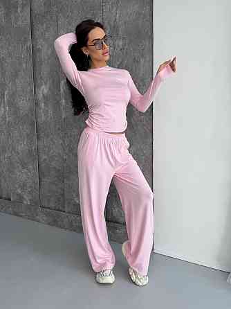 Женский стильный базовый костюм из мягкой эластичной ткани. Одесса