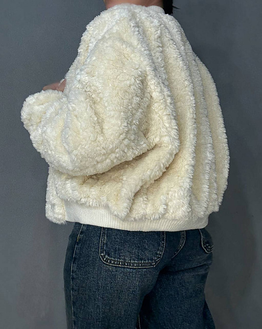 Шуба женская Lady Yep 10016 мех тедди бомбер короткая оверсайз молочная, молочний, 42 Киев - изображение 5