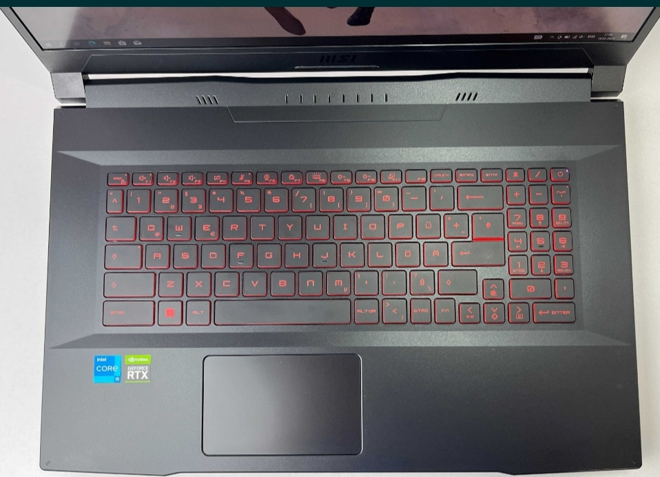 Ноутбук: MSI Katana 17.3" 144Hz. i5- 1400H RTX 3050 4Gb. RAM 8Gb. SSD 512Gb. Харків - фото 2