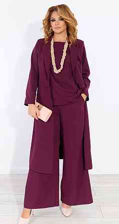 Гарний костюм-трійка (48) Київ