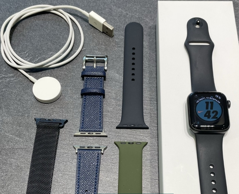 Смарт -Часы Apple Watch SE 40mm Space Gray Aluminum Киев - изображение 5