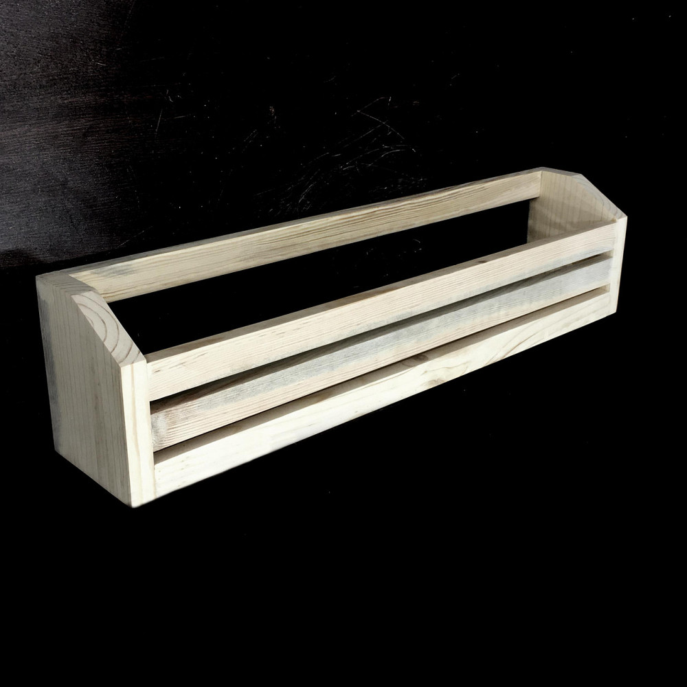 Настенная книжная полка 