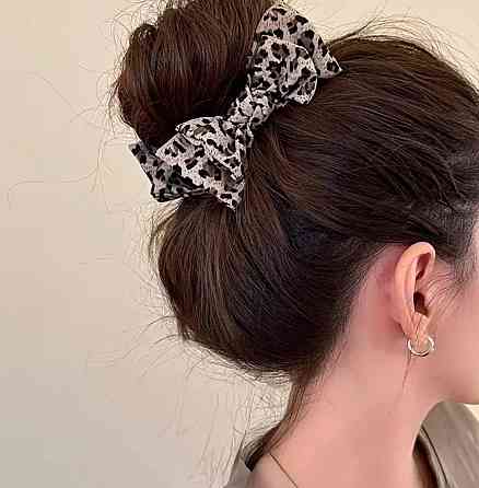 Заколка краб для волос с бантом леопардовый принт, набор 2 шт Киев