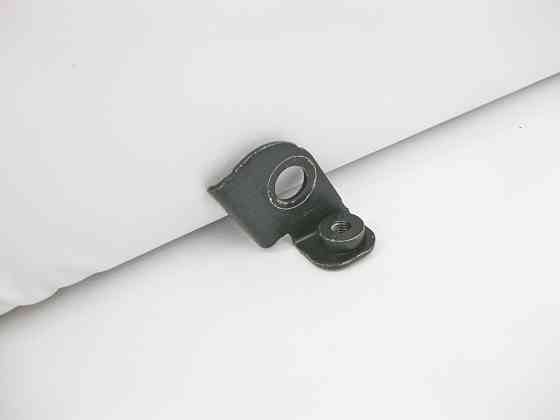 Mercedes-Benz  A2219200314 Лівий кронштейн спинки заднього сидіння S-Class W221 W222 Одесса