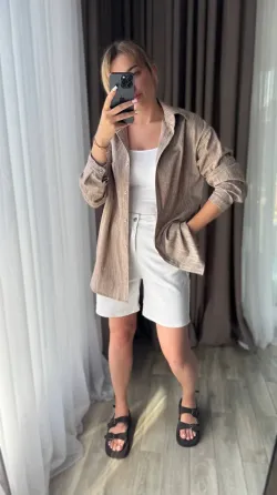 Женская льняная рубашка свободного кроя — мокко, светло-бежевый, светло-серый Одесса